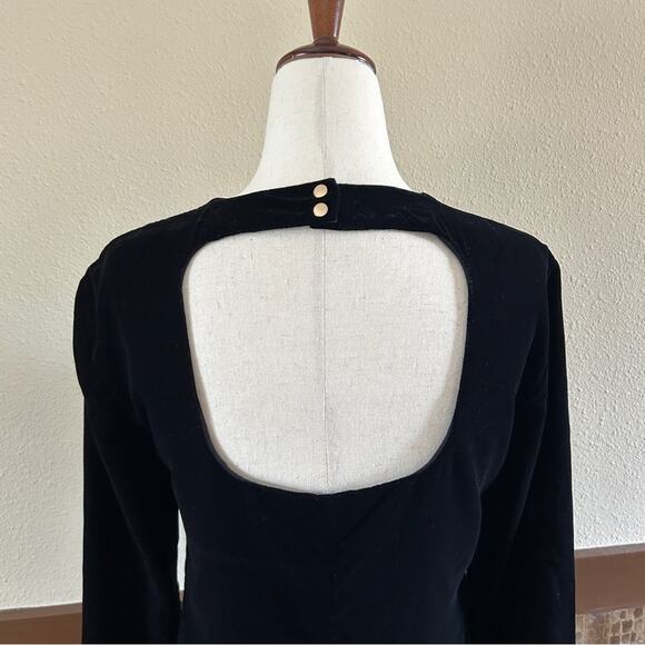 & Other Stories Open Back Party Dress in Black Velvet Size 4 - Picture 9 of 13